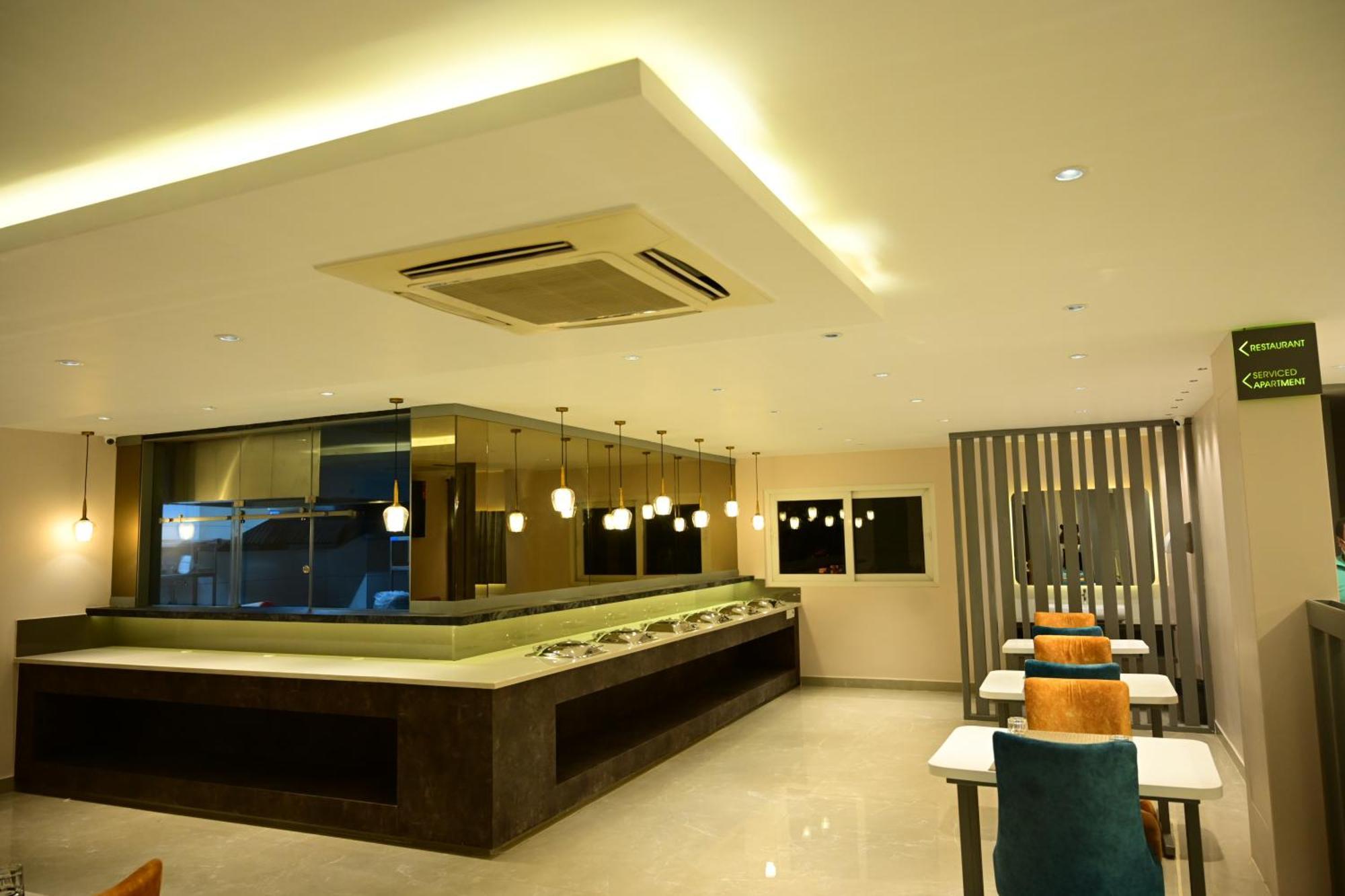 Sterling Keys By Tgi Hotel Bangalore Exterior photo