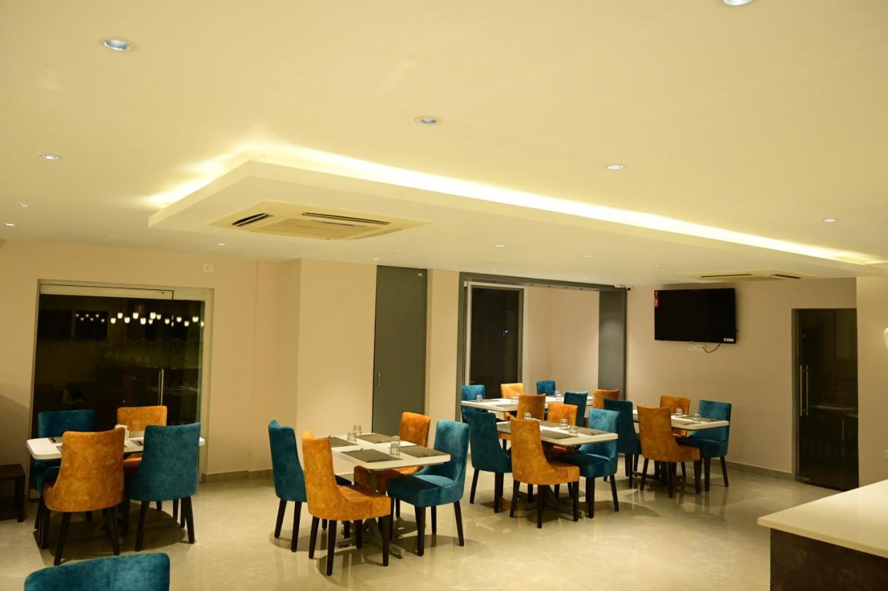 Sterling Keys By Tgi Hotel Bangalore Exterior photo